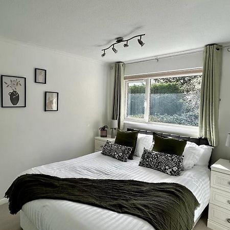 Stylish 3 Bed House Hitchin Βίλα Εξωτερικό φωτογραφία